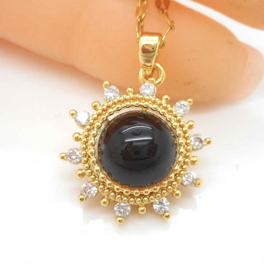 Sun Crystal 3/4" Pendant Mood Necklace